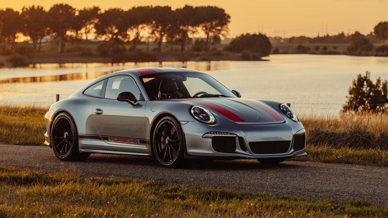 Broad Arrow Auctions | 2016 Porsche 911 R