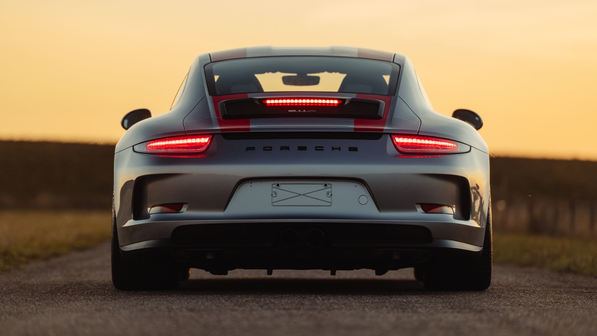 Broad Arrow Auctions | 2016 Porsche 911 R