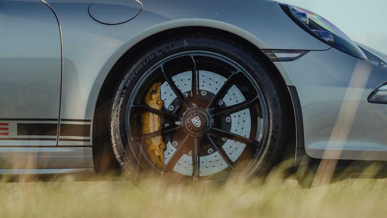 Broad Arrow Auctions | 2016 Porsche 911 R