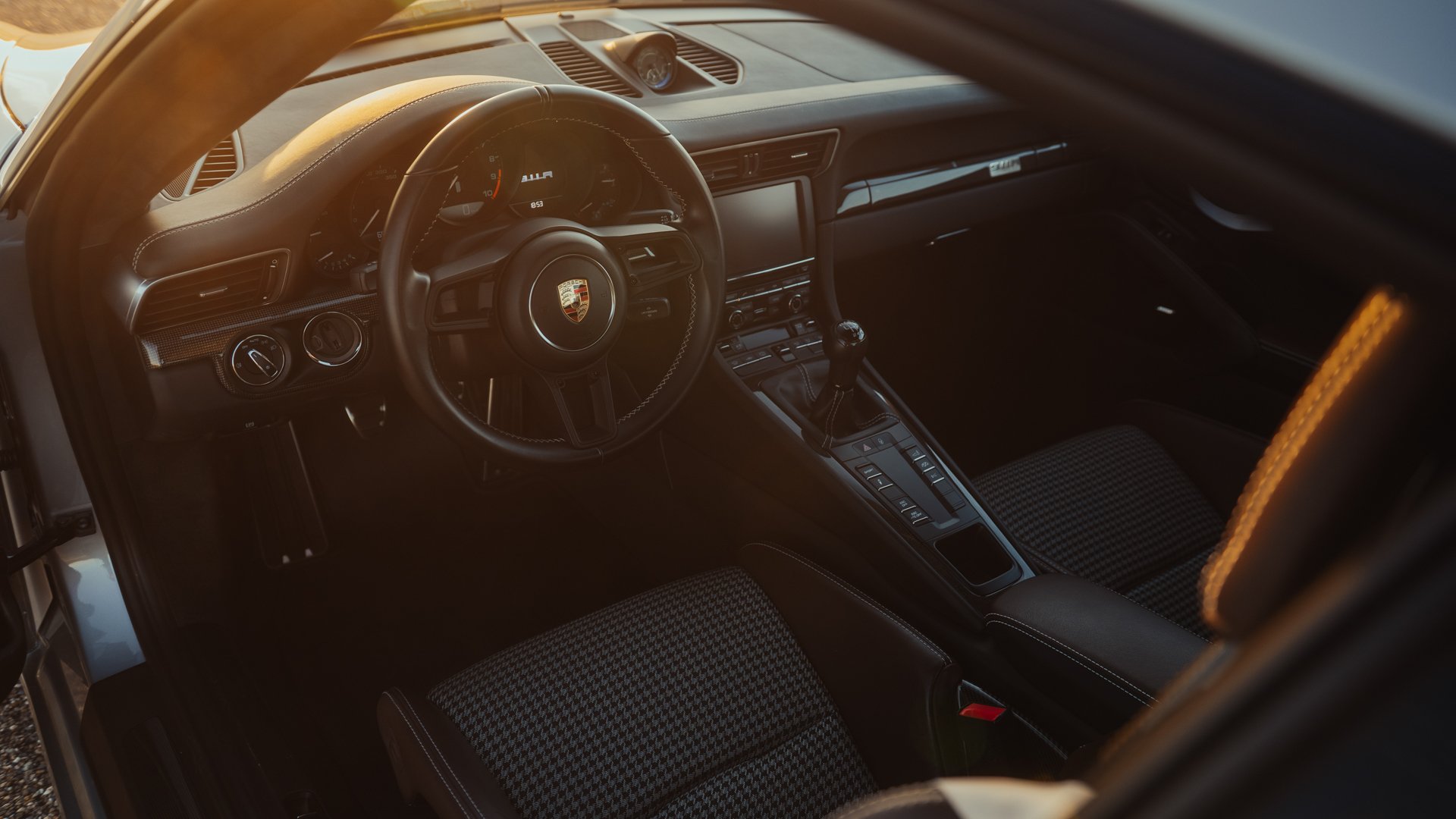 Broad Arrow Auctions | 2016 Porsche 911 R