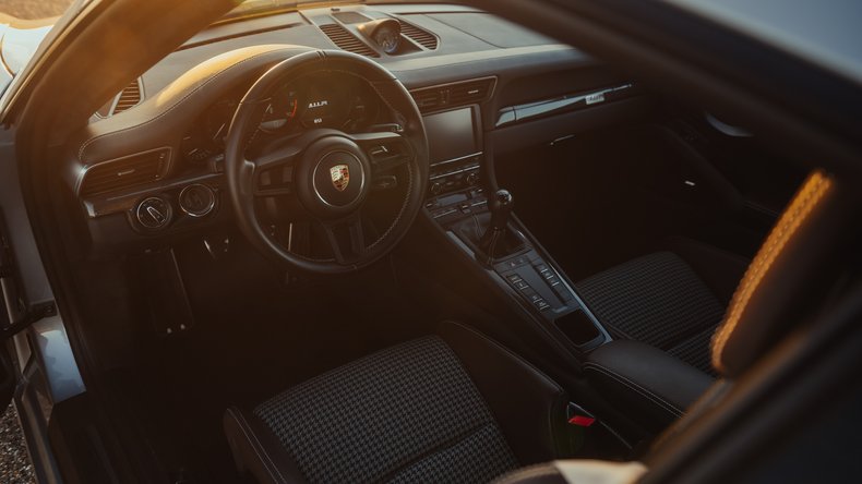 Broad Arrow Auctions | 2016 Porsche 911 R