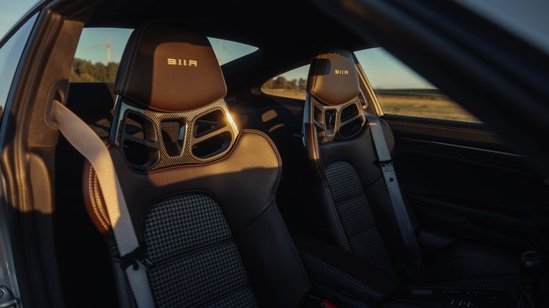 Broad Arrow Auctions | 2016 Porsche 911 R