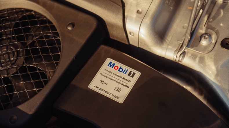 Broad Arrow Auctions | 2016 Porsche 911 R