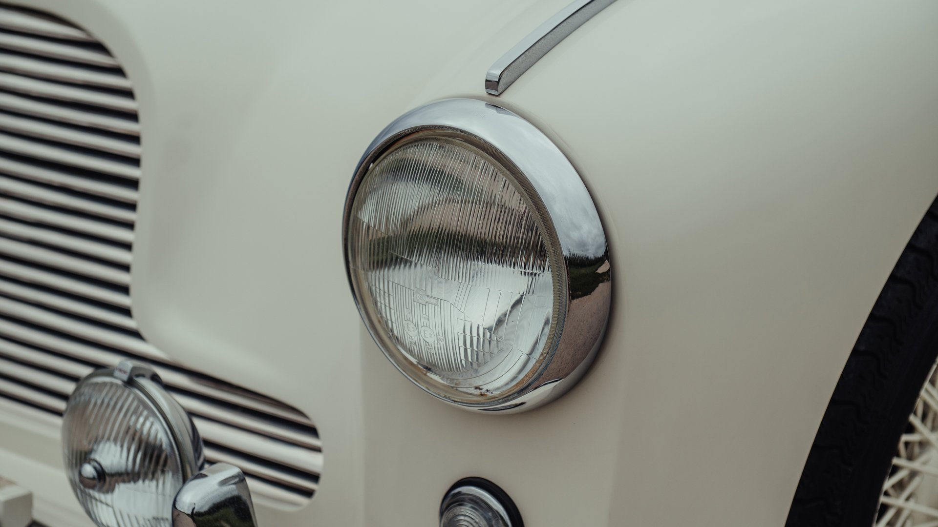 Broad Arrow Auctions | 1954 Aston Martin DB2/4 Mk I Drophead Coupe