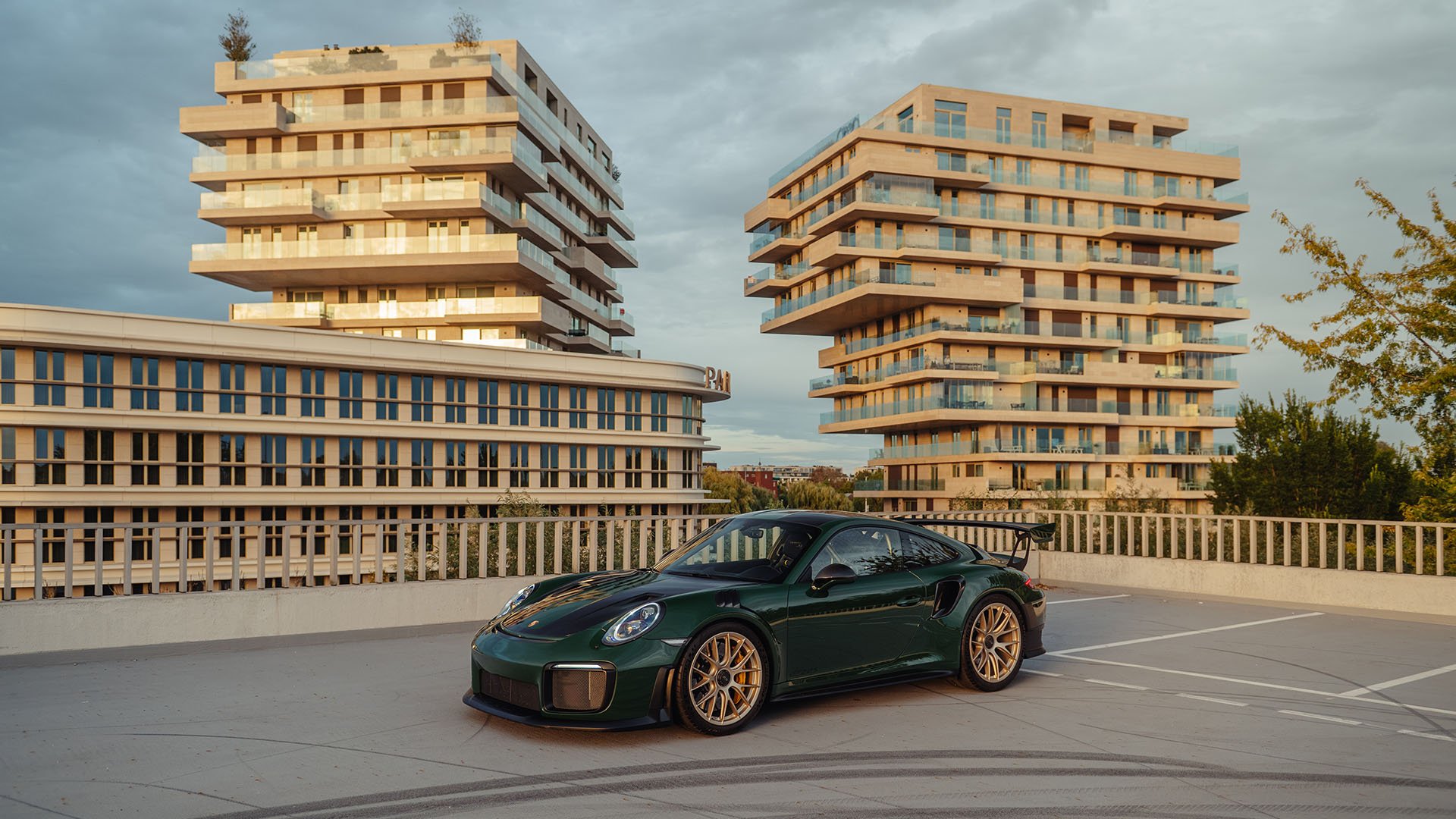 Broad Arrow Auctions | 2018 Porsche 911 GT2 RS Weissach Package Clubsport