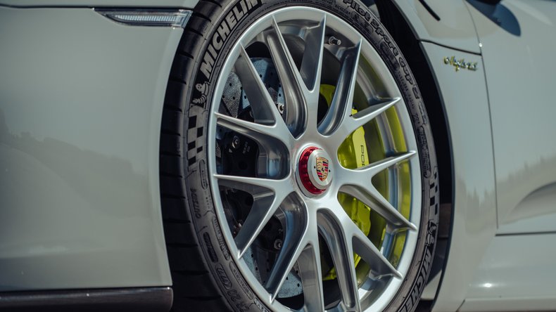 Broad Arrow Auctions | 2015 Porsche 918 Spyder Weissach Package