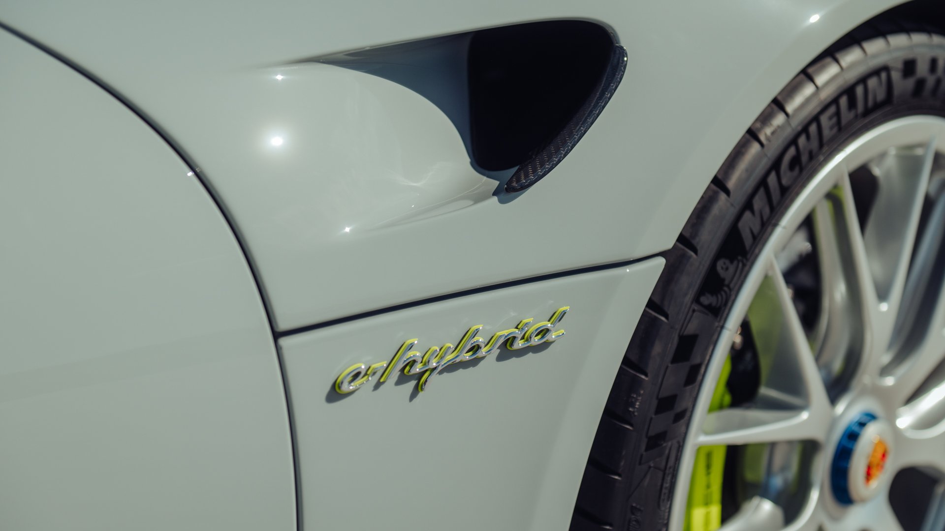 Broad Arrow Auctions | 2015 Porsche 918 Spyder Weissach Package