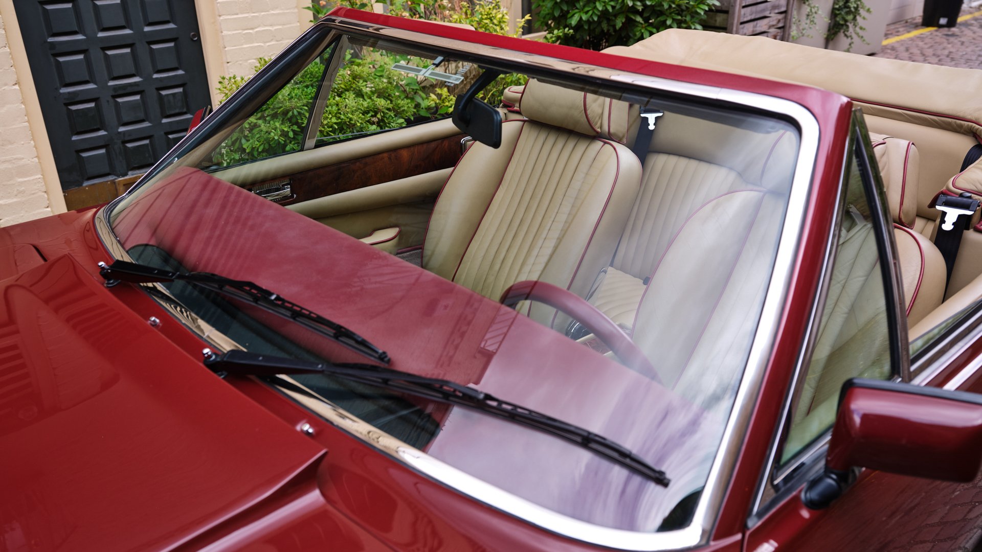 Broad Arrow Auctions | 1987 Aston Martin V8 Volante