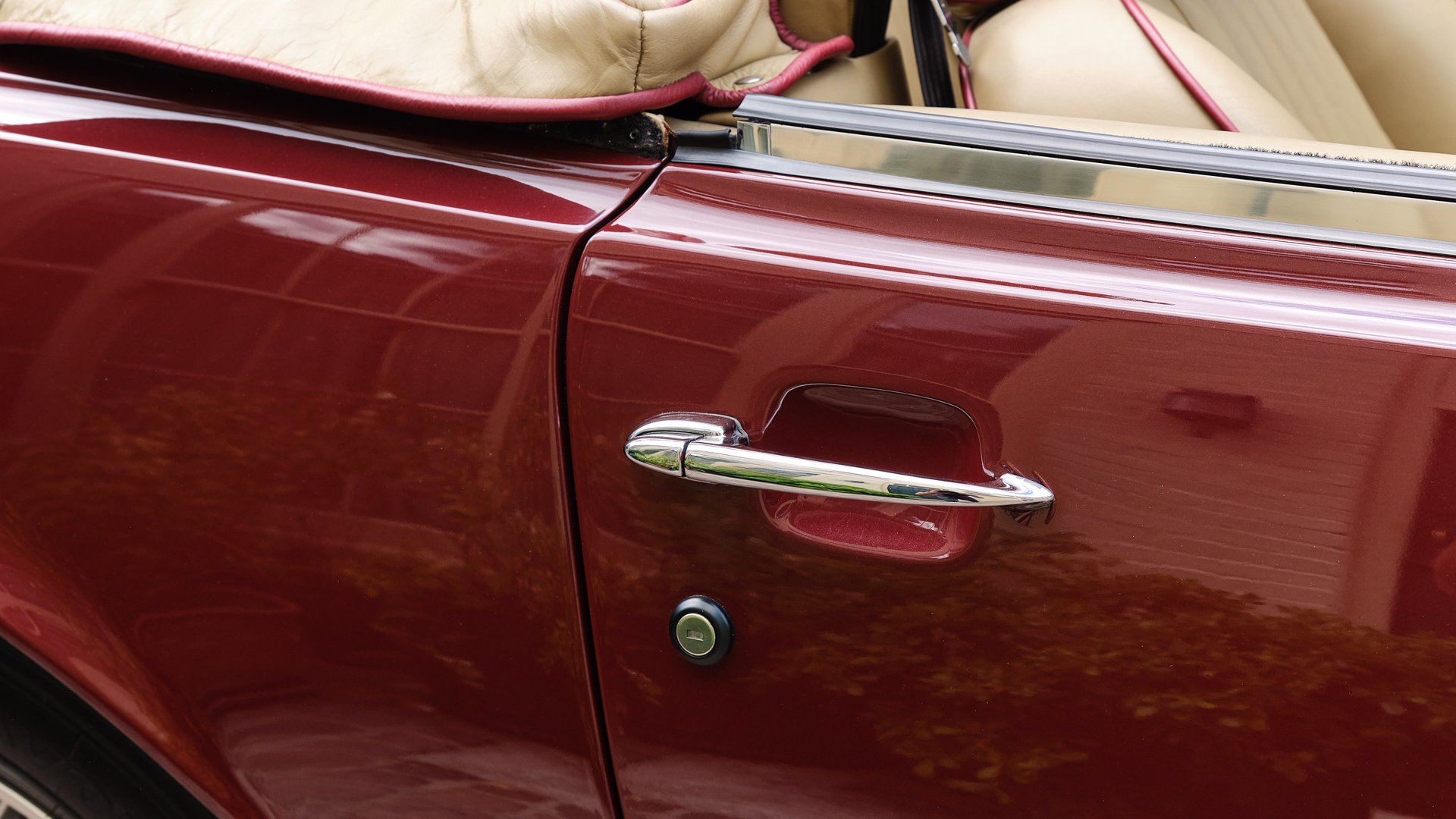 Broad Arrow Auctions | 1987 Aston Martin V8 Volante