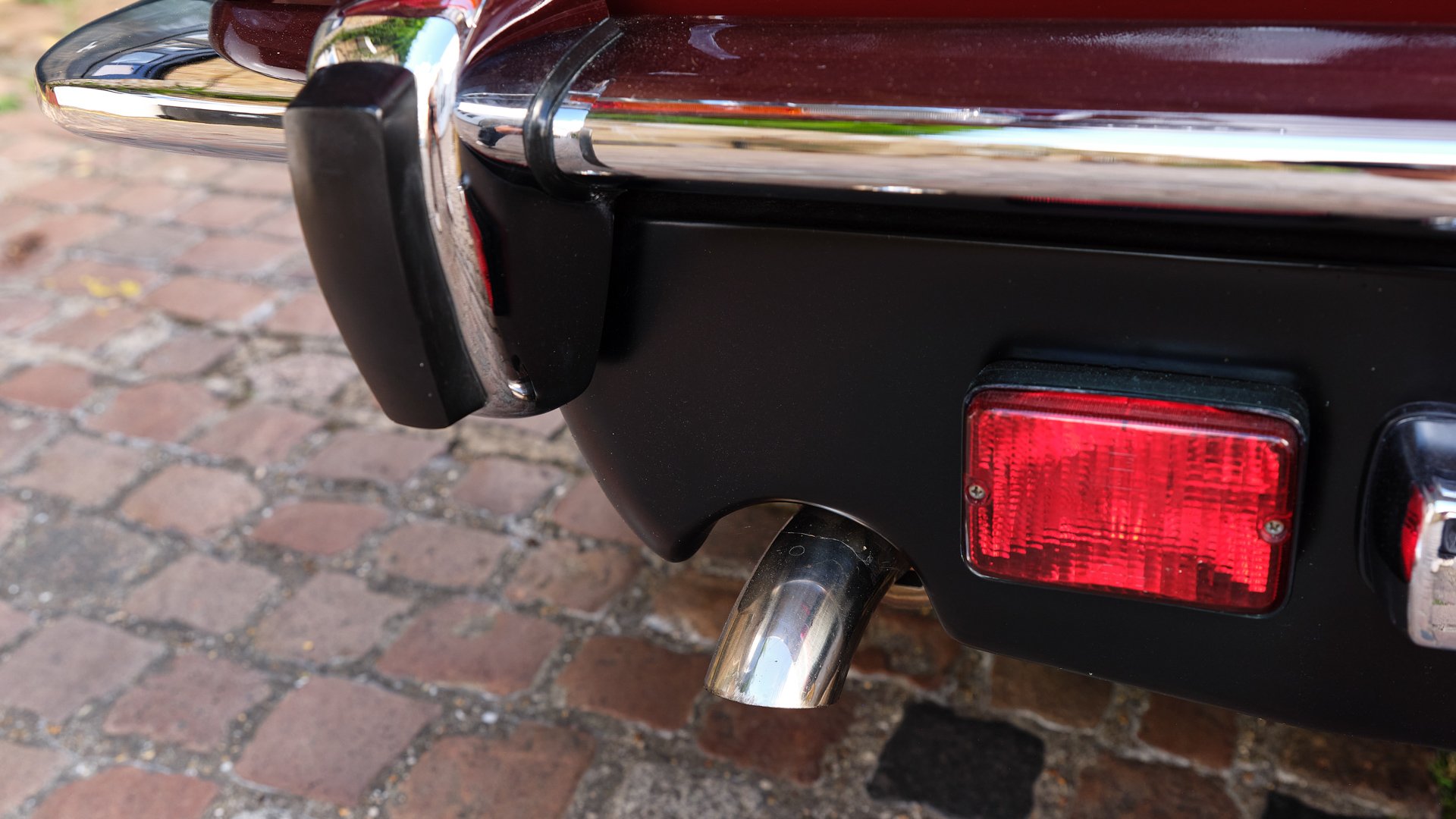 Broad Arrow Auctions | 1987 Aston Martin V8 Volante