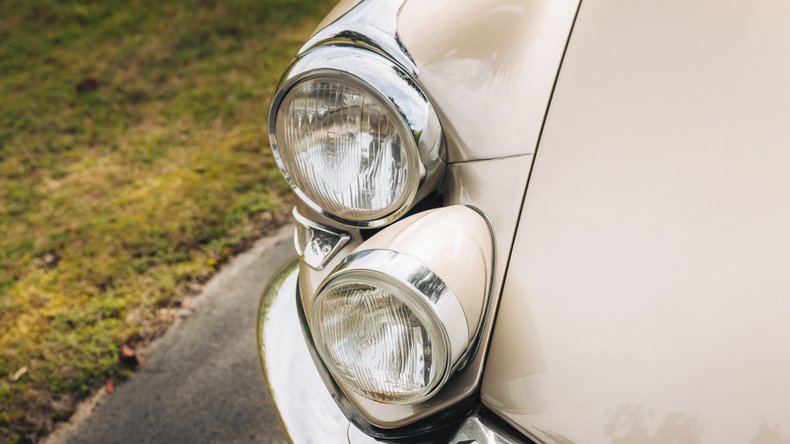 Broad Arrow Auctions | 1966 Citroën DS 21 Cabriolet Palm Beach by Chapron
