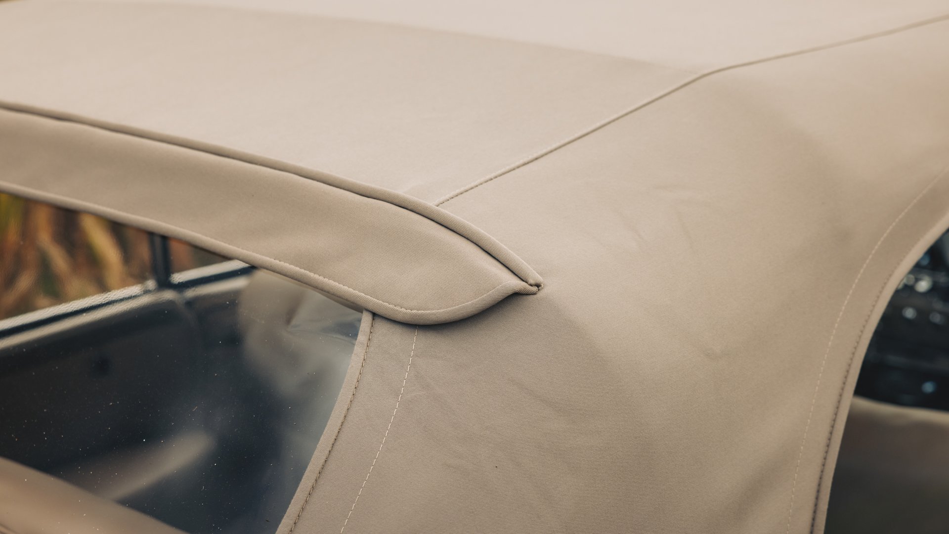 Broad Arrow Auctions | 1966 Citroën DS 21 Cabriolet Palm Beach by Chapron
