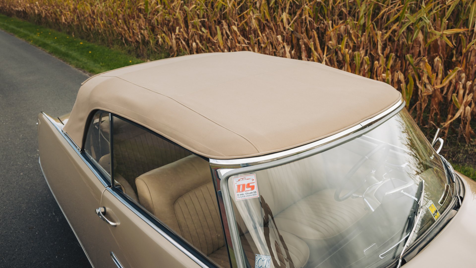 Broad Arrow Auctions | 1966 Citroën DS 21 Cabriolet Palm Beach by Chapron