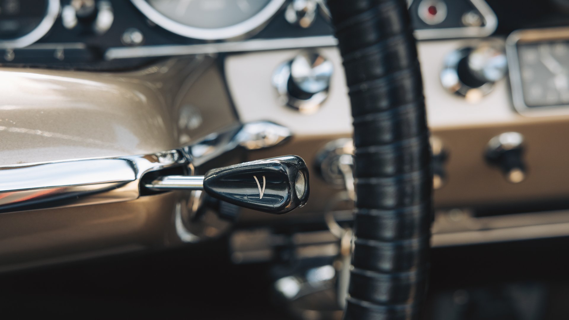 Broad Arrow Auctions | 1966 Citroën DS 21 Cabriolet Palm Beach by Chapron