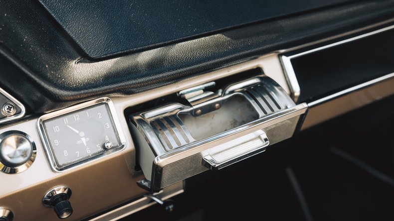 Broad Arrow Auctions | 1966 Citroën DS 21 Cabriolet Palm Beach by Chapron