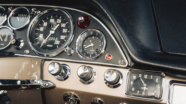 Broad Arrow Auctions | 1966 Citroën DS 21 Cabriolet Palm Beach by Chapron