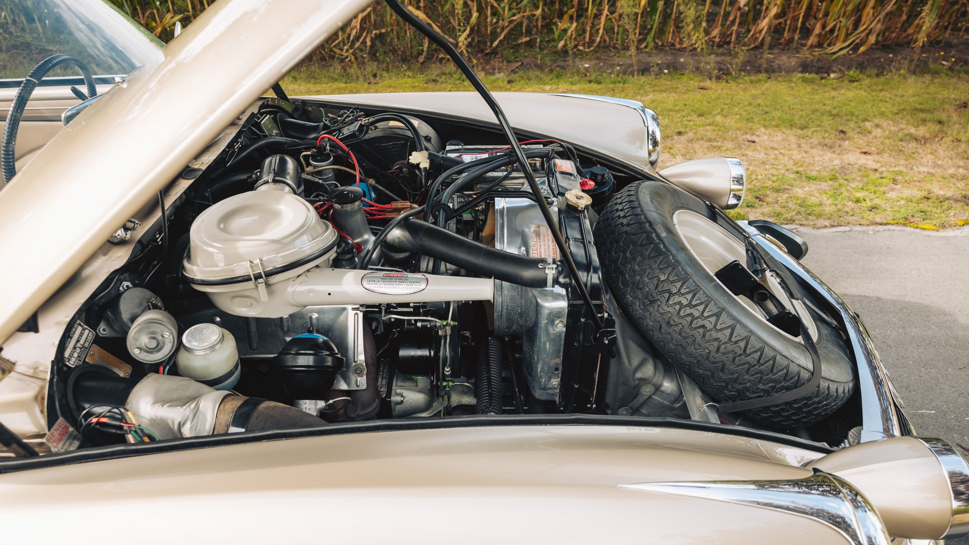 Broad Arrow Auctions | 1966 Citroën DS 21 Cabriolet Palm Beach by Chapron