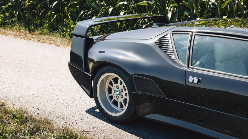 Broad Arrow Auctions | 1991 De Tomaso Pantera Si