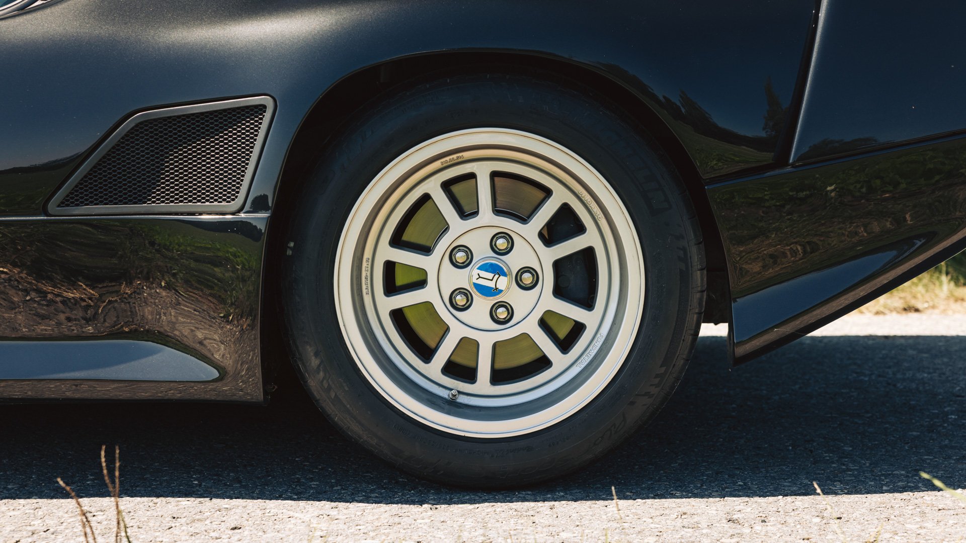 Broad Arrow Auctions | 1991 De Tomaso Pantera Si