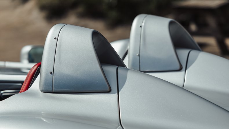 Broad Arrow Auctions | 2009 Mercedes-Benz SLR McLaren Stirling Moss
