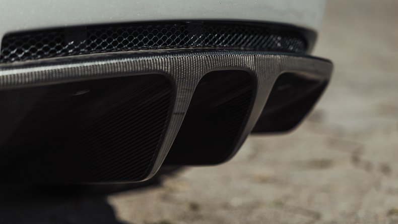 Broad Arrow Auctions | 2009 Mercedes-Benz SLR McLaren Stirling Moss