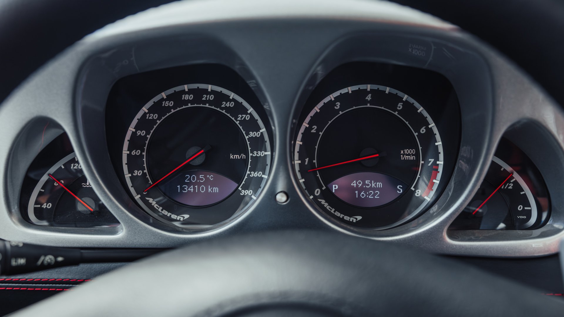 Broad Arrow Auctions | 2009 Mercedes-Benz SLR McLaren Stirling Moss