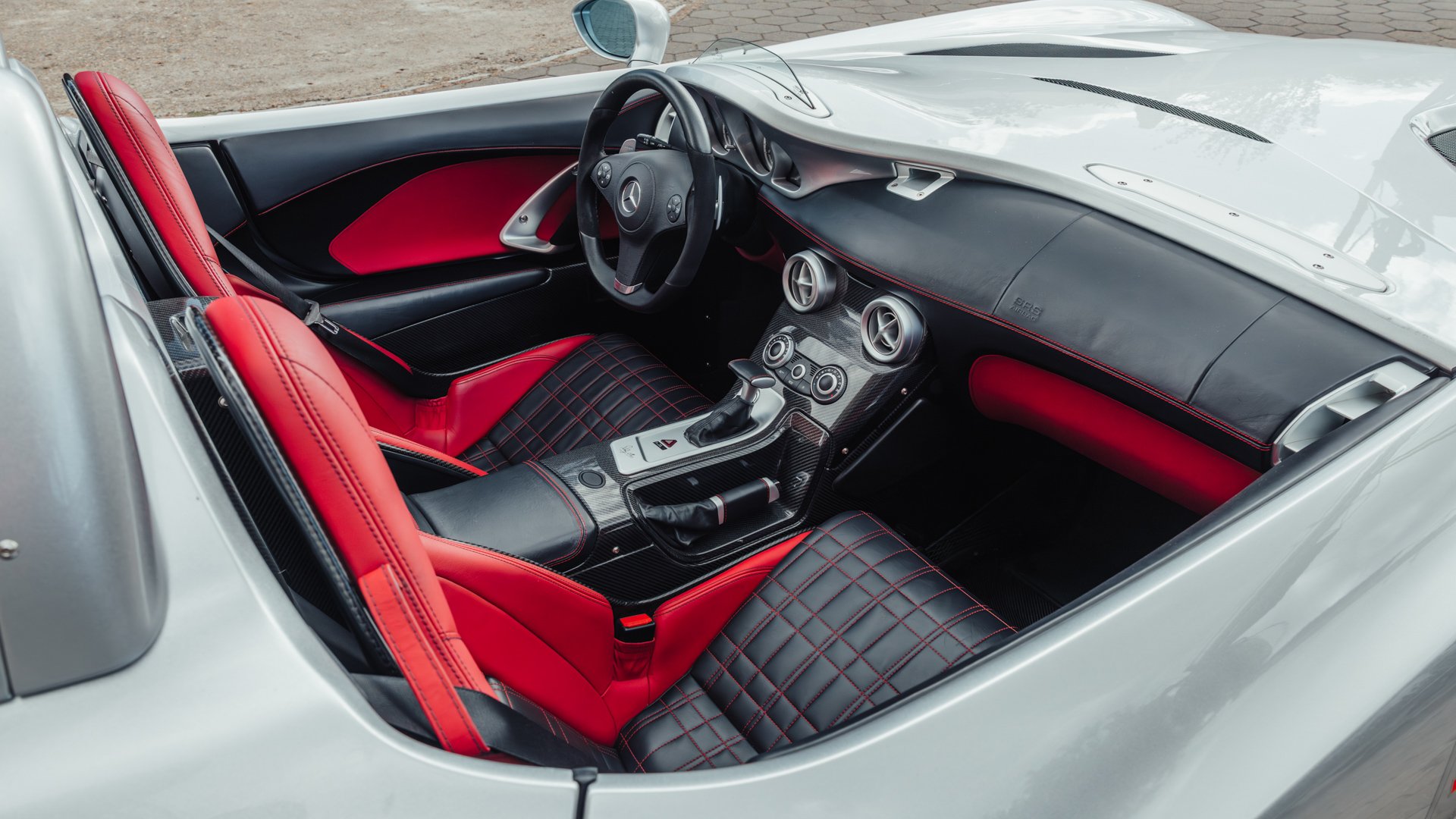 Broad Arrow Auctions | 2009 Mercedes-Benz SLR McLaren Stirling Moss