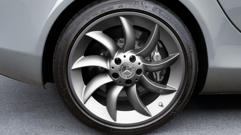 Broad Arrow Auctions | 2005 Mercedes-Benz McLaren SLR Coupé