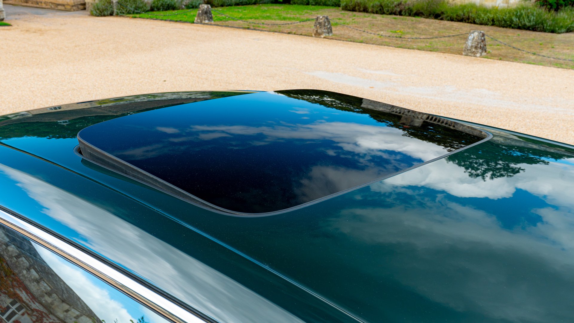 Broad Arrow Auctions | 2016 Bentley Mulsanne EWB Ex-Queen Elizabeth II