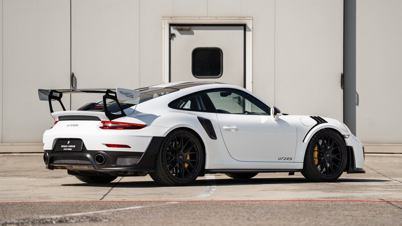 Broad Arrow Auctions | 2018 Porsche 911 GT2 RS Weissach Package Clubsport