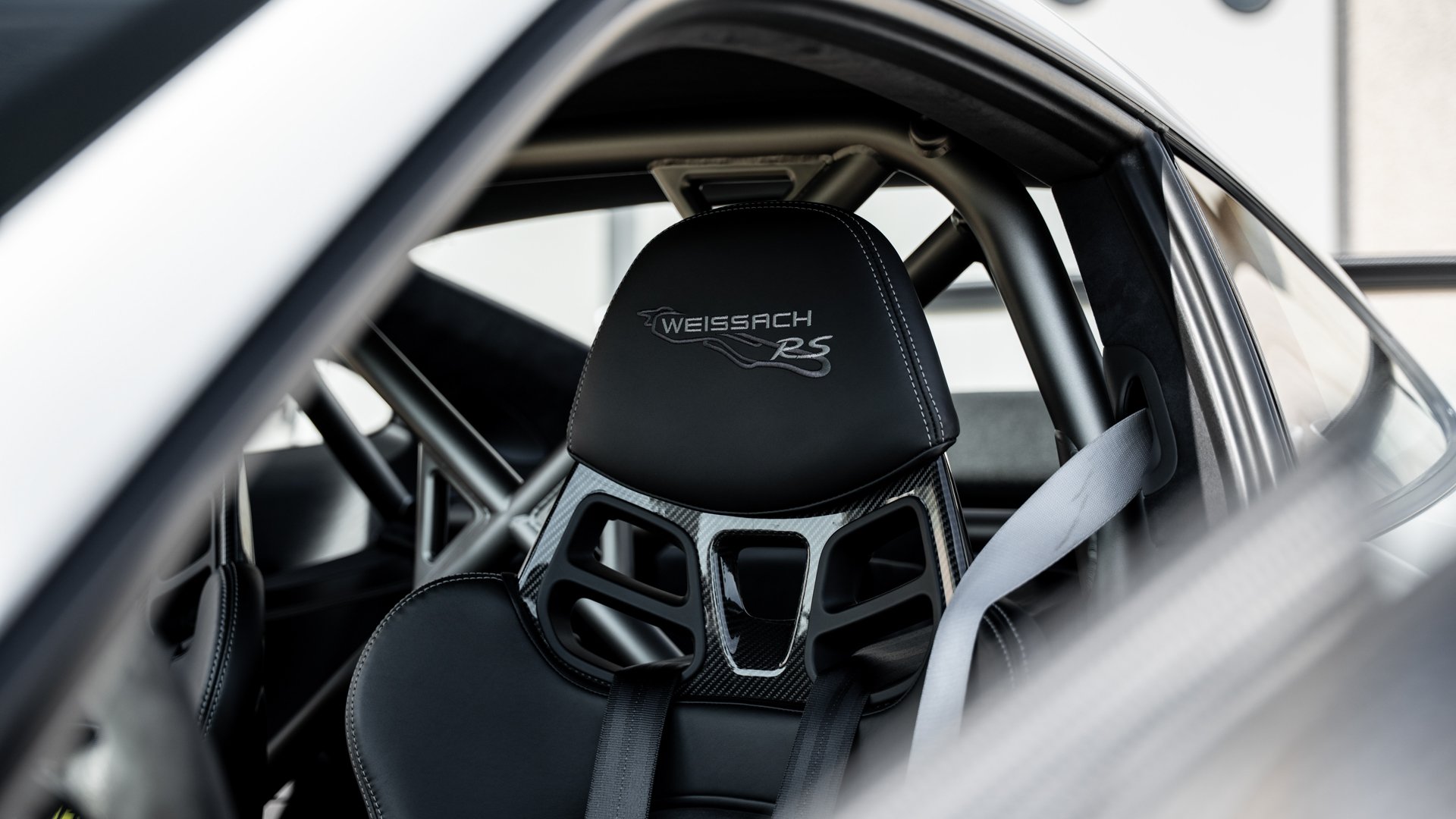 Broad Arrow Auctions | 2018 Porsche 911 GT2 RS Weissach Package Clubsport