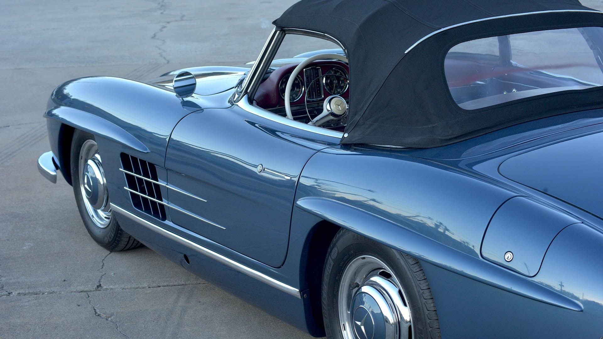 Broad Arrow Auctions | 1961 Mercedes-Benz 300 SL Roadster