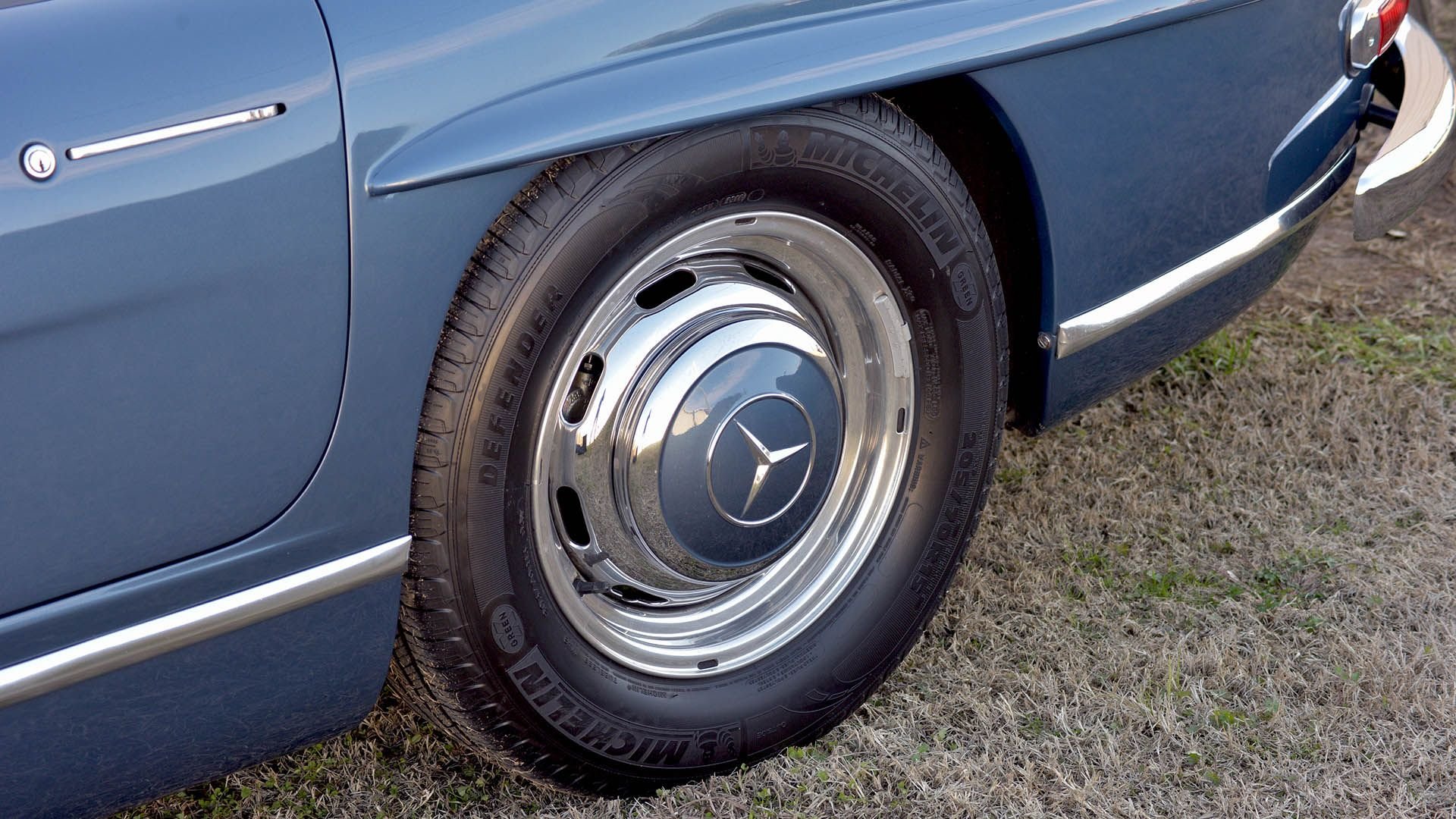Broad Arrow Auctions | 1961 Mercedes-Benz 300 SL Roadster