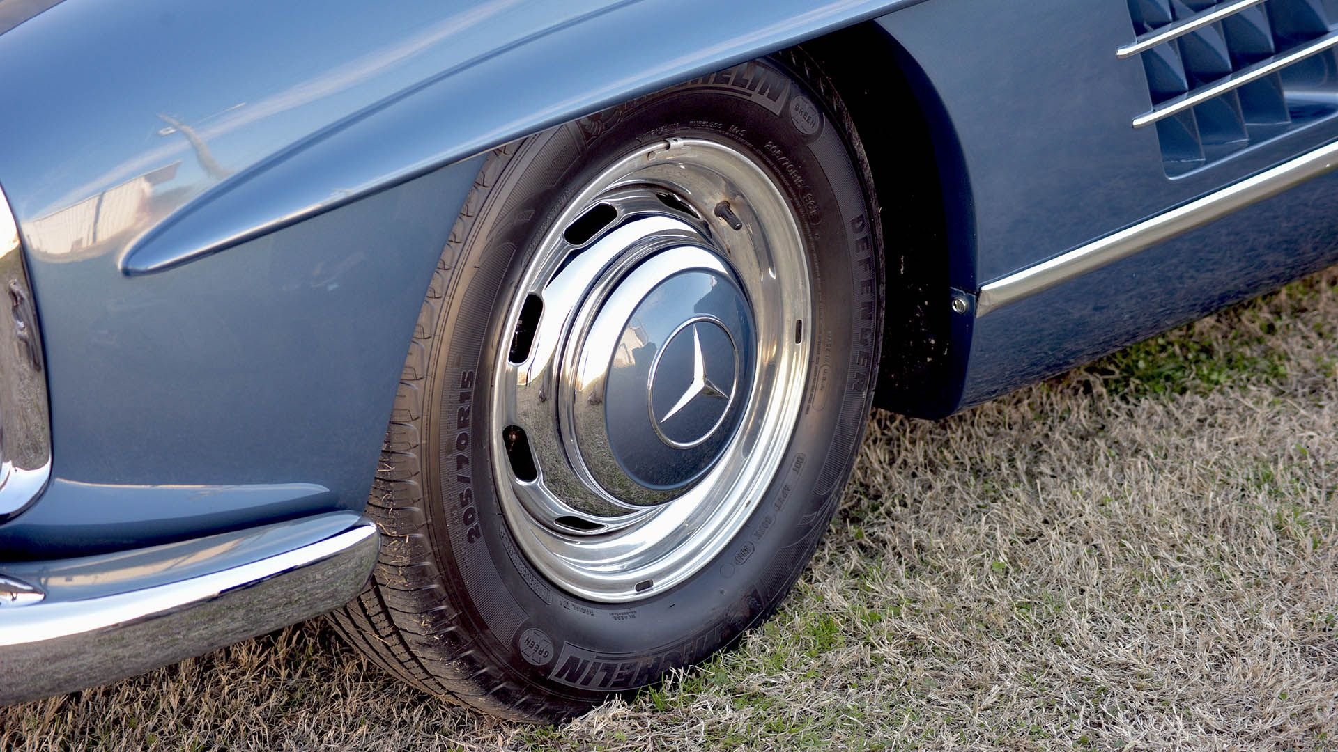 Broad Arrow Auctions | 1961 Mercedes-Benz 300 SL Roadster