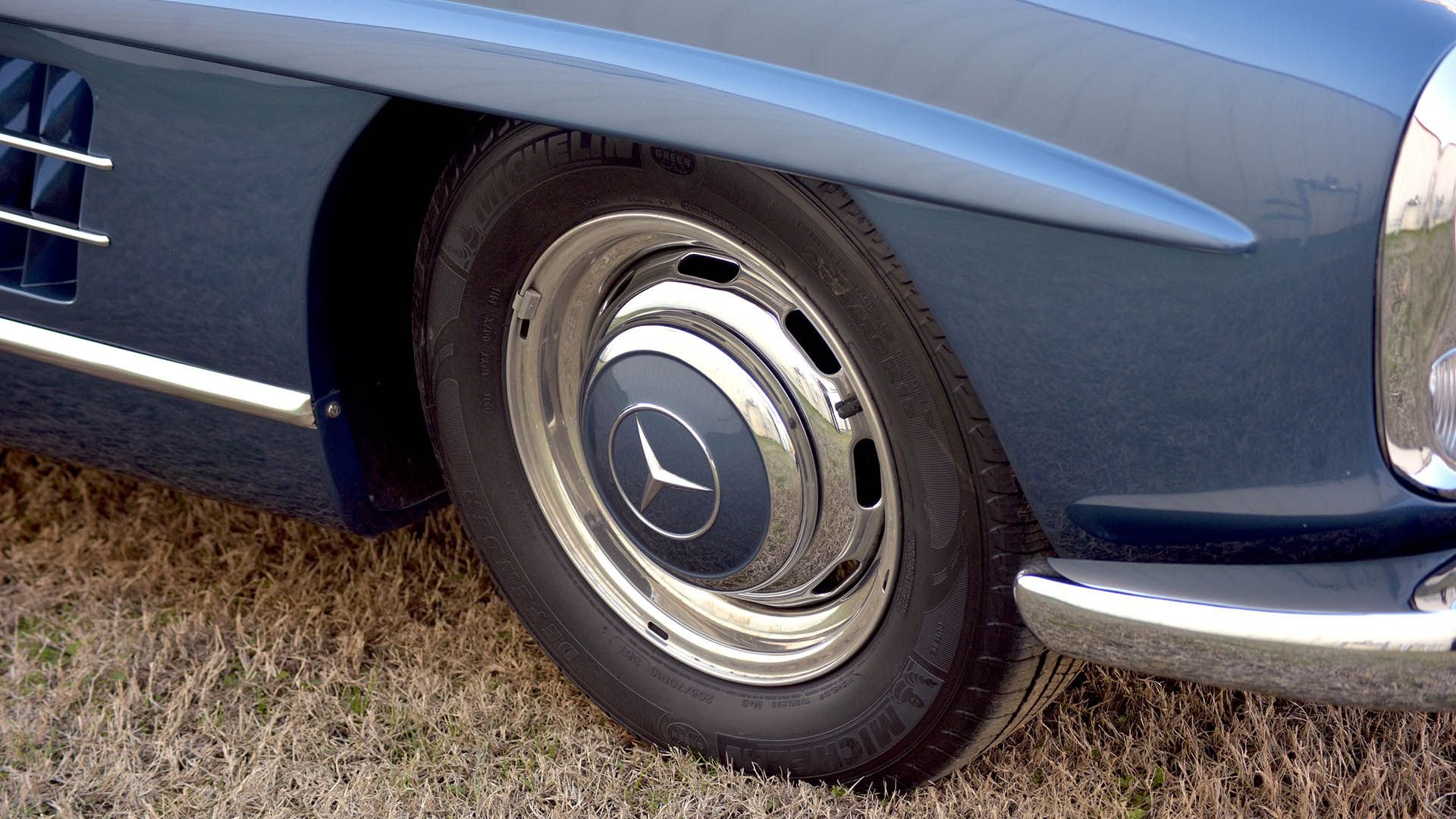 Broad Arrow Auctions | 1961 Mercedes-Benz 300 SL Roadster