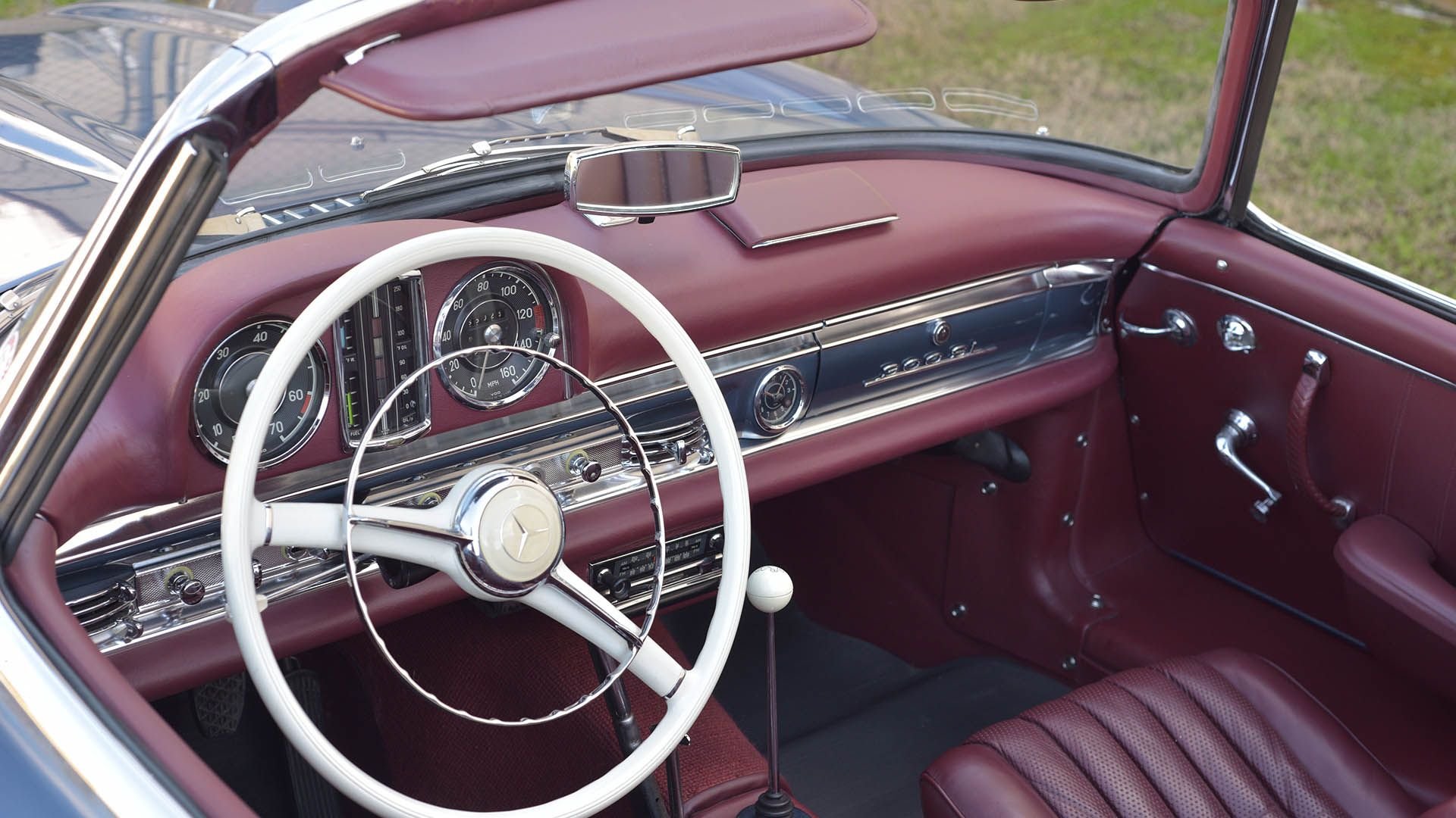 Broad Arrow Auctions | 1961 Mercedes-Benz 300 SL Roadster