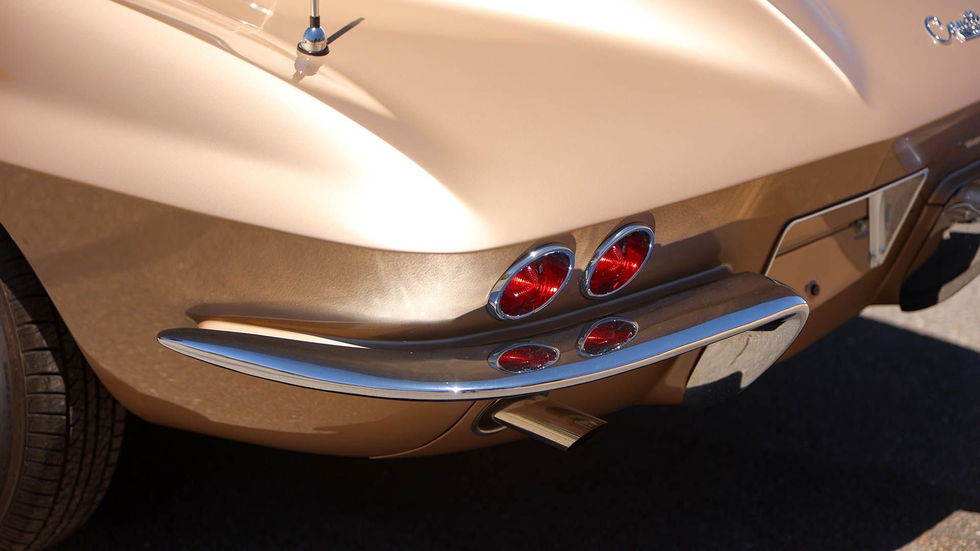 1963 chevrolet corvette sting ray coupe