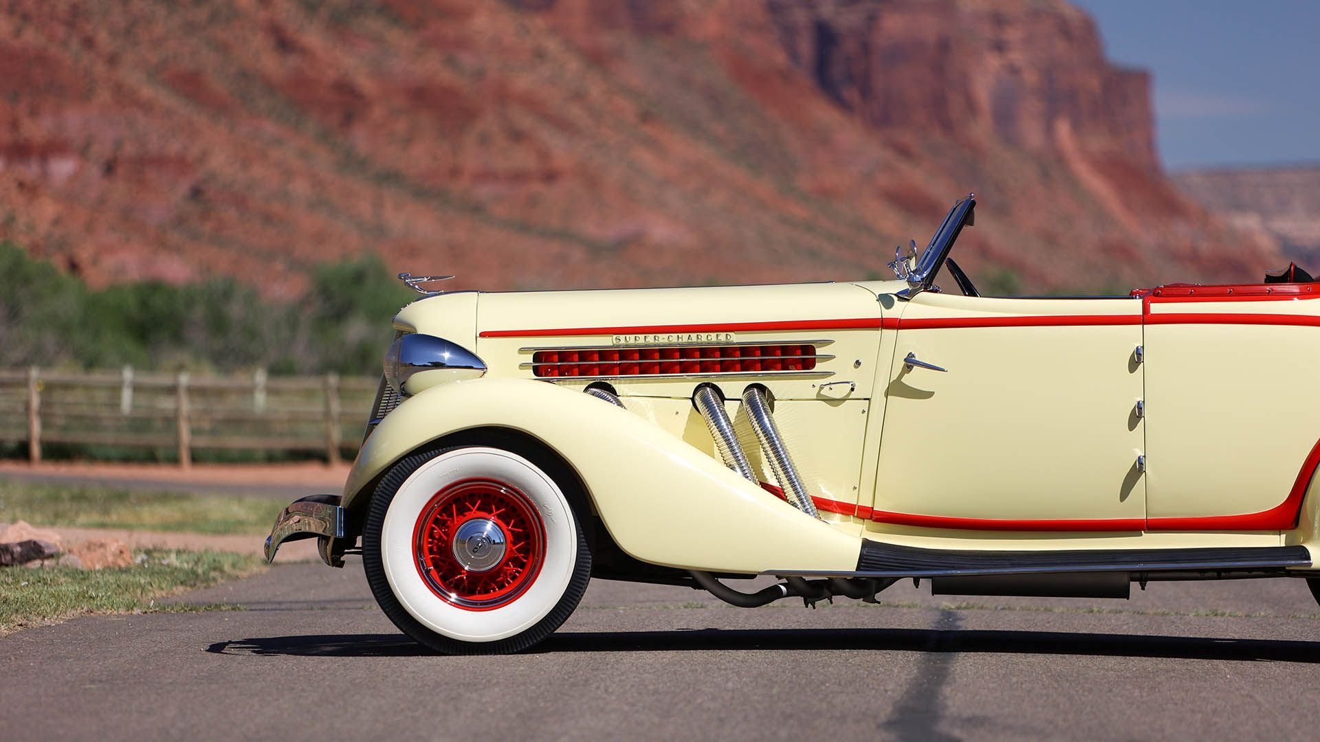 1936 auburn 852 supercharged cabriolet