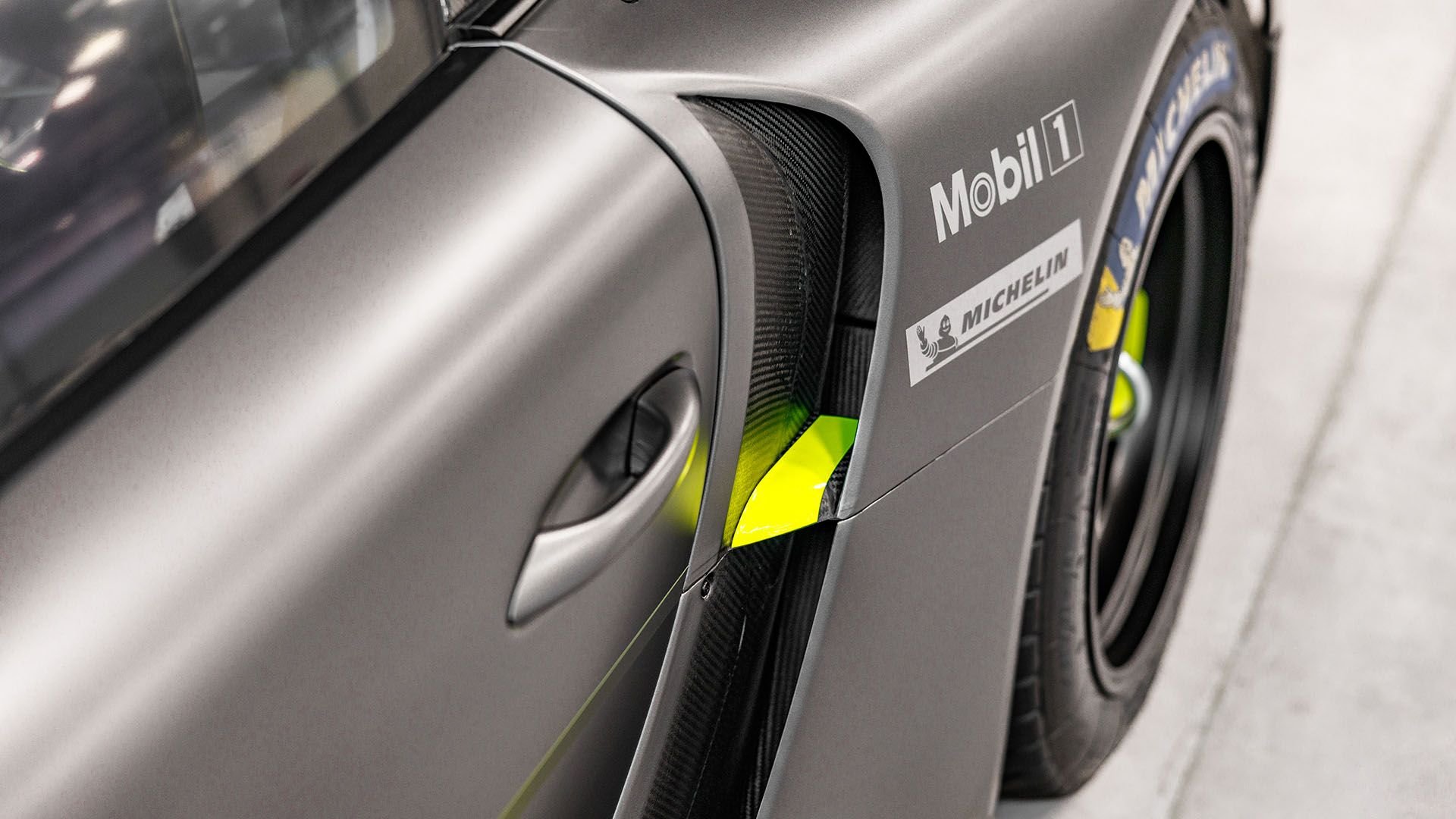 2022 Porsche GT2 RS Clubsport 25 