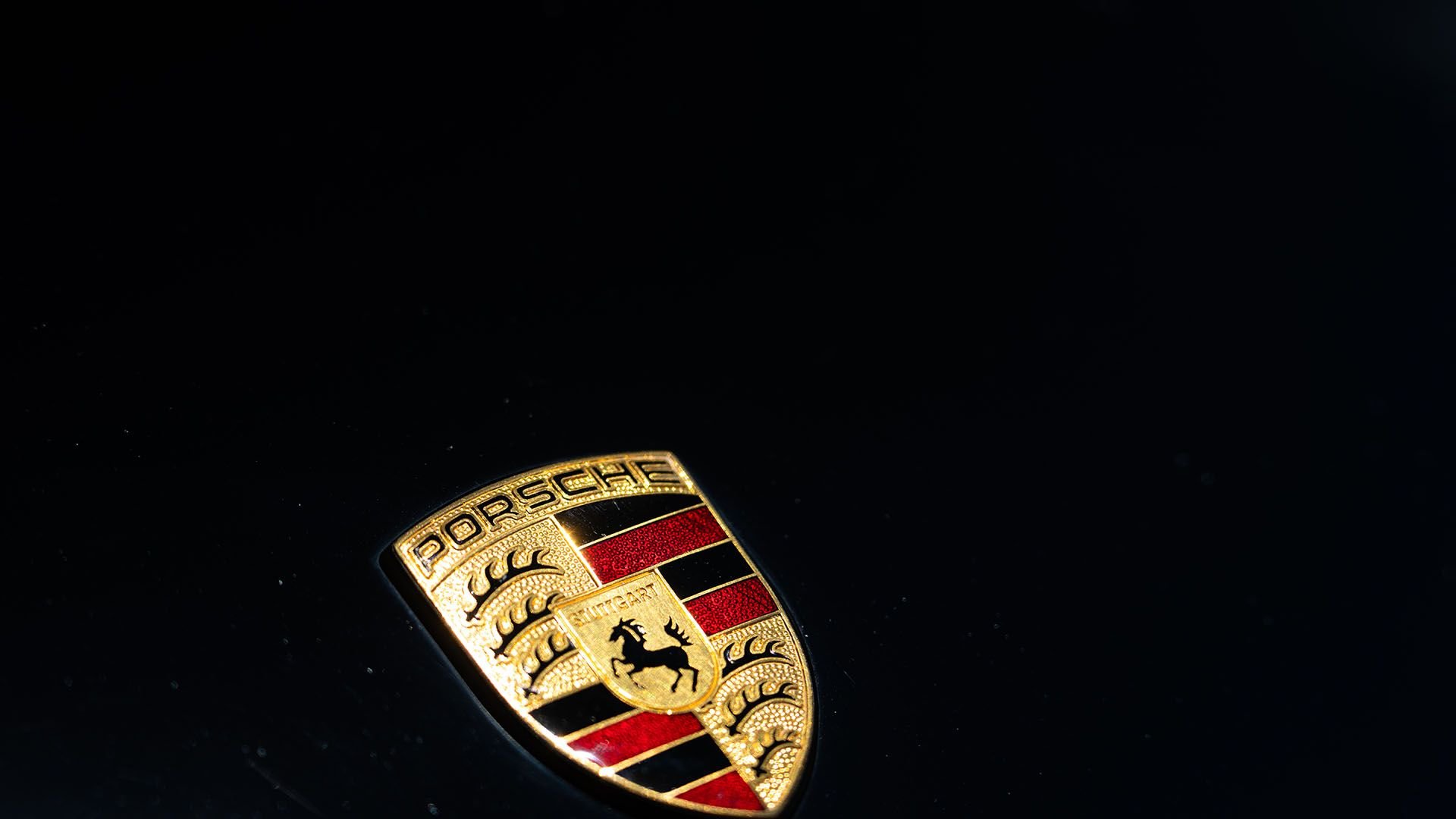 DT: Porsche Turbo Dealership Sign