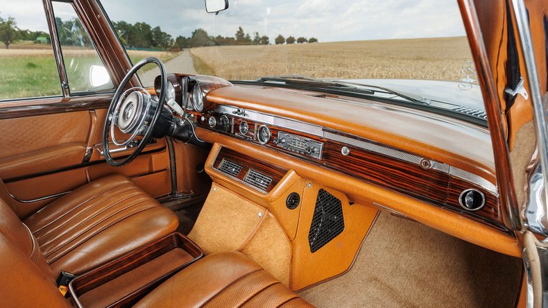 Broad Arrow Auctions | 1966 Mercedes-Benz 600 Pullman Landaulet