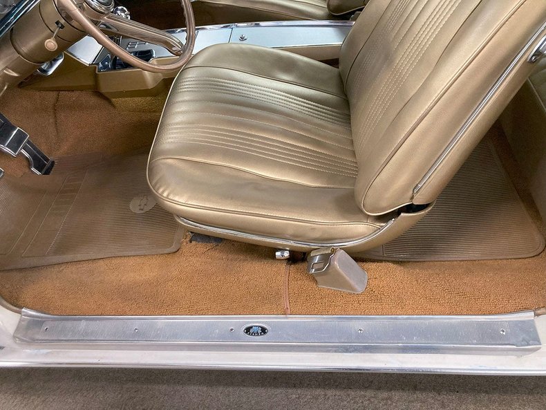 1967 Chevrolet Impala 19