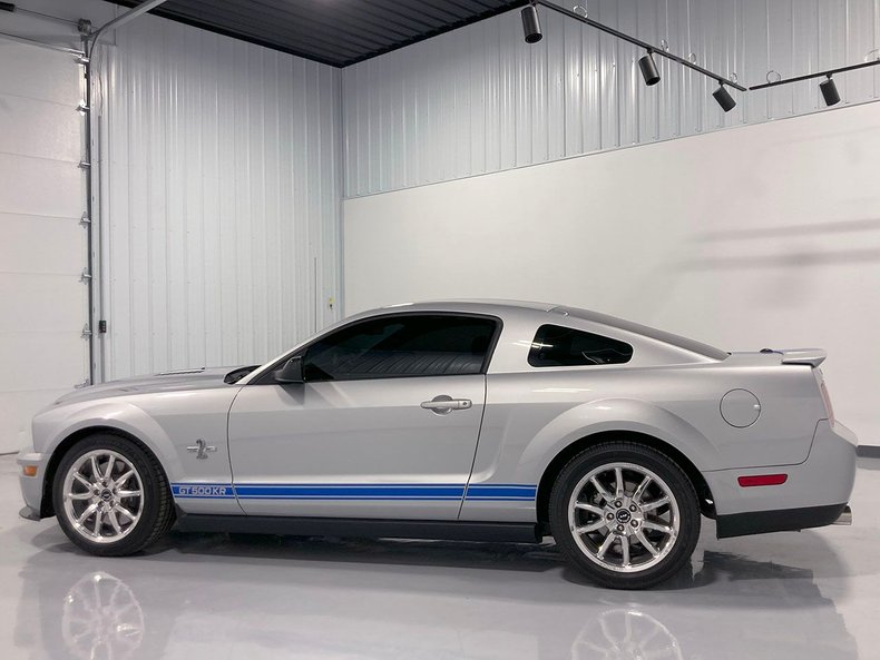 2008 Ford Mustang 8