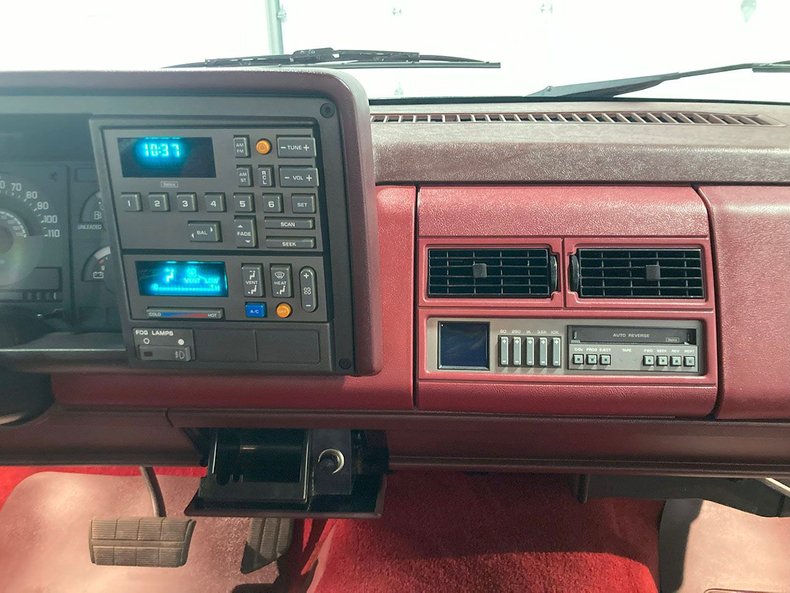 1990 Chevrolet C/1500 44