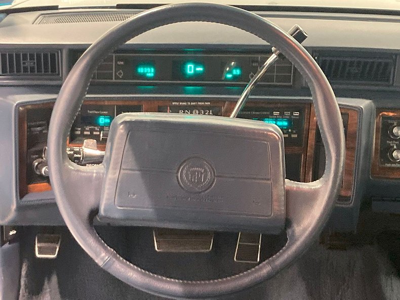1992 Cadillac DeVille 68