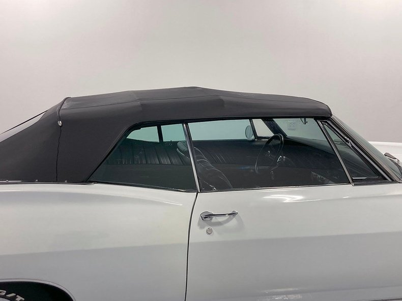 1967 Chevrolet Impala 18