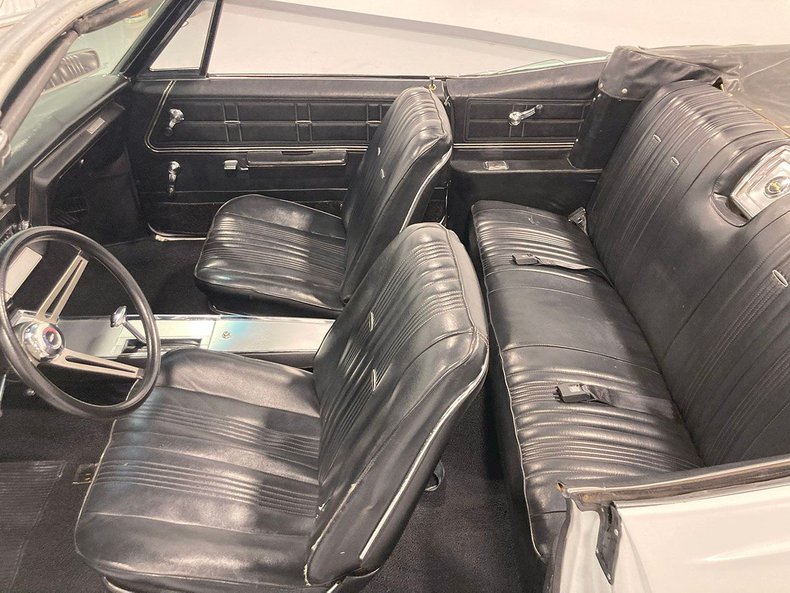 1967 Chevrolet Impala 35