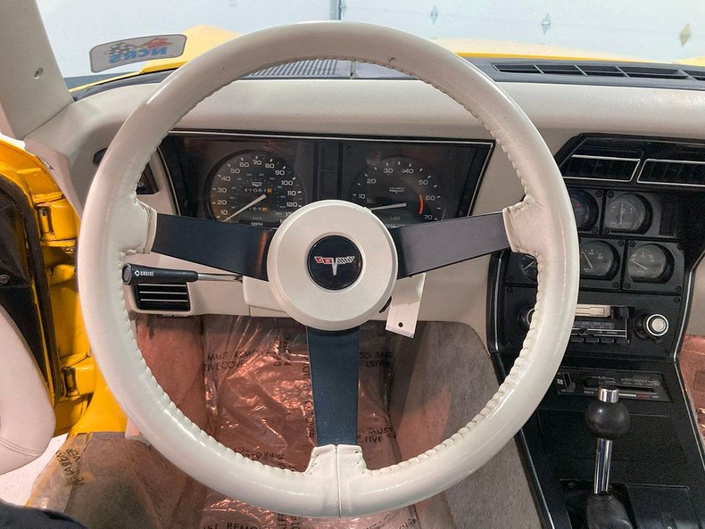 1980 Chevrolet Corvette 36