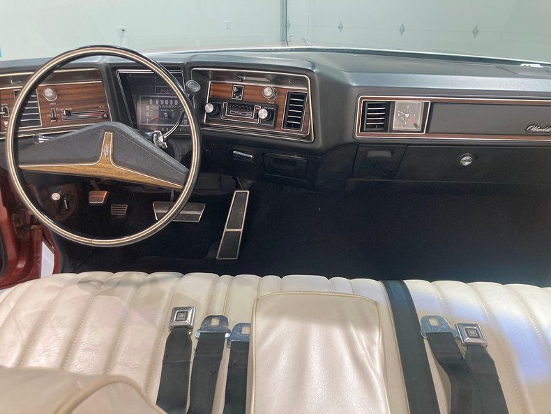 1971 Oldsmobile Delta 88 46