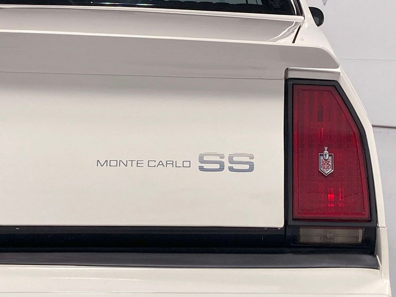 1984 Chevrolet Monte Carlo 22